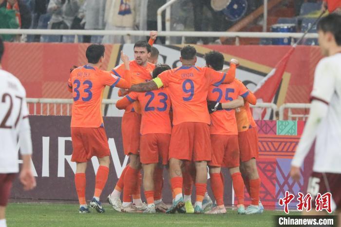 山东泰山3:1力克韩国光州FC 保留晋级希望 山东泰山3:1力克韩国光州FC 保留晋级希望