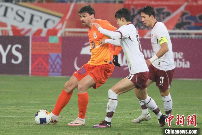 山东泰山3:1力克韩国光州FC 保留晋级希望 山东泰山3:1力克韩国光州FC 保留晋级希望