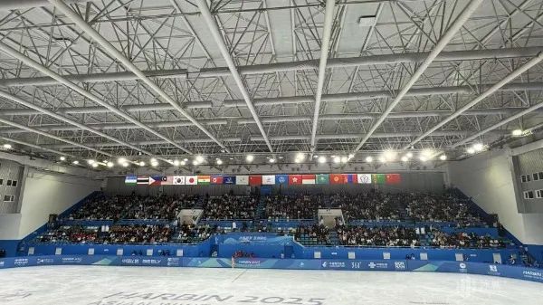 亚冬会&middot;花絮 | 无论你表现如何、来自哪里，“尔滨老铁”都把最响的掌声给你