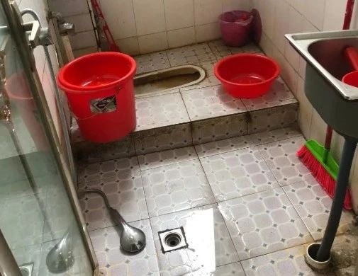 使用燃气热水器，谨防一氧化碳中毒