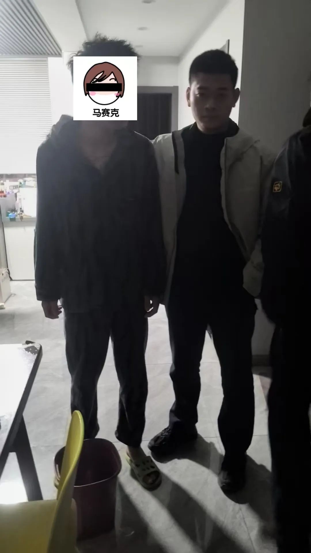 起猛了!他一次收到8面锦旗 起猛了!他一次收到8面锦旗