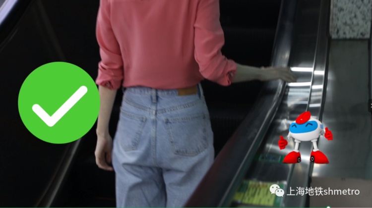 揪心!2岁男童在商场被夹断手指,警惕这些地方会“咬人” 揪心!2岁男童在商场被夹断手指,警惕这些地方会“咬人”