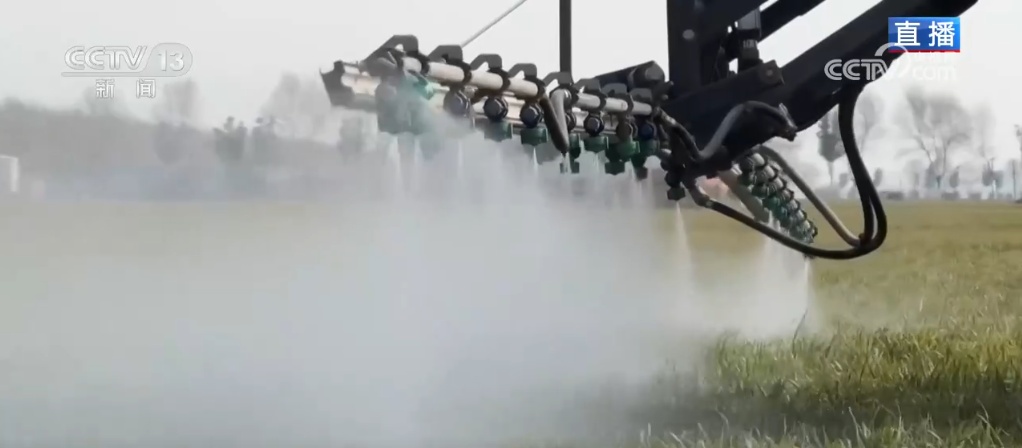 新技术、新科技助力小麦春管 智能设施为夏粮丰收按下“确定键” 新技术、新科技助力小麦春管 智能设施为夏粮丰收按下“确定键”