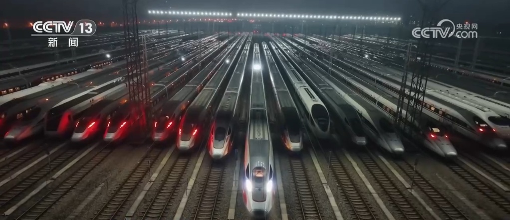 高铁知多少 | 为什么高铁列车始终使用远光灯？安全吗？