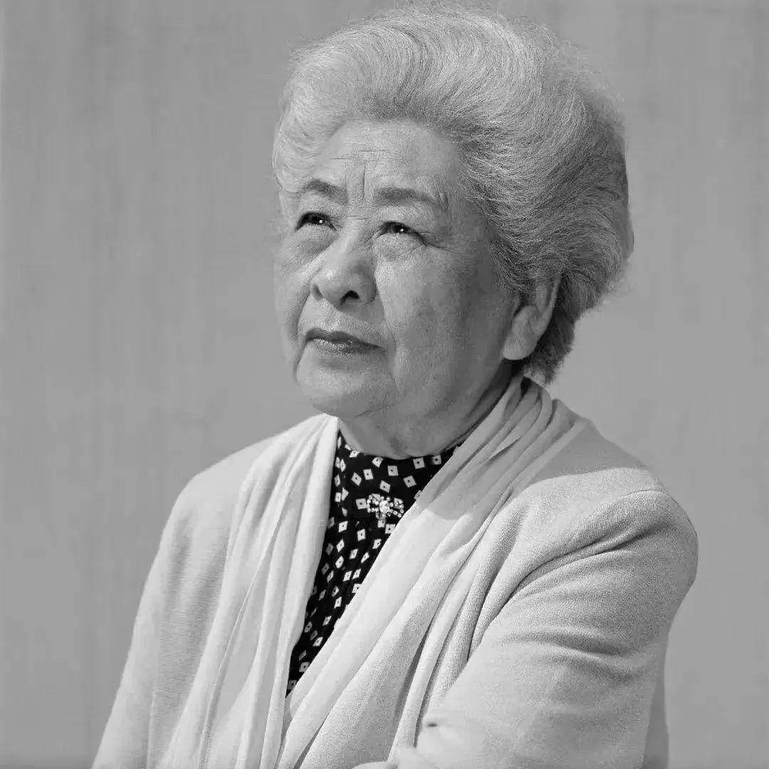 缅怀巨匠！央视著名主持人去世