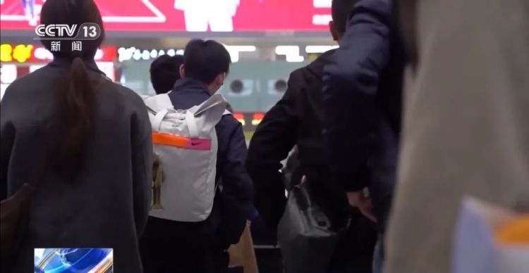 她第一次走进民政局，却被告知已有6次婚姻记录