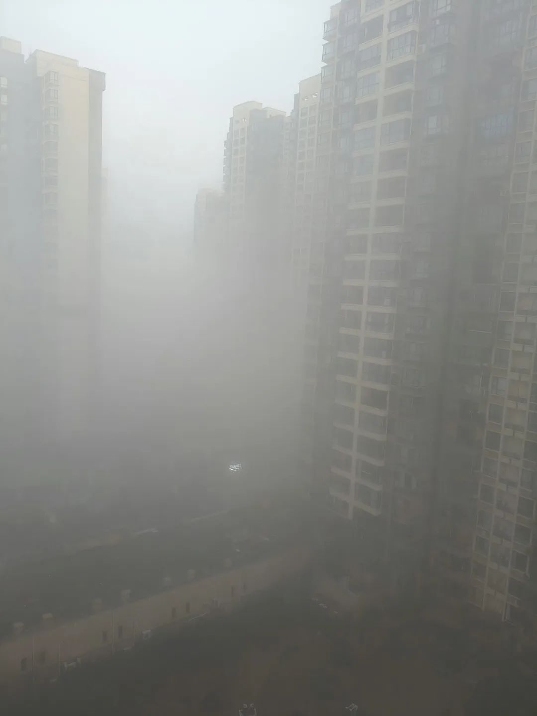 已抵达!紧急预警!封闭!一觉醒来,南昌变成了这样…… 已抵达!紧急预警!封闭!一觉醒来,南昌变成了这样……