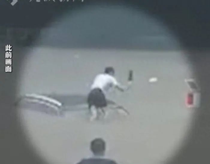 他曾在暴雨中“劈车”救出祖孙3人,如今在ICU靠呼吸机续命,亲友紧急求助! 他曾在暴雨中“劈车”救出祖孙3人,如今在ICU靠呼吸机续命,亲友紧急求助!