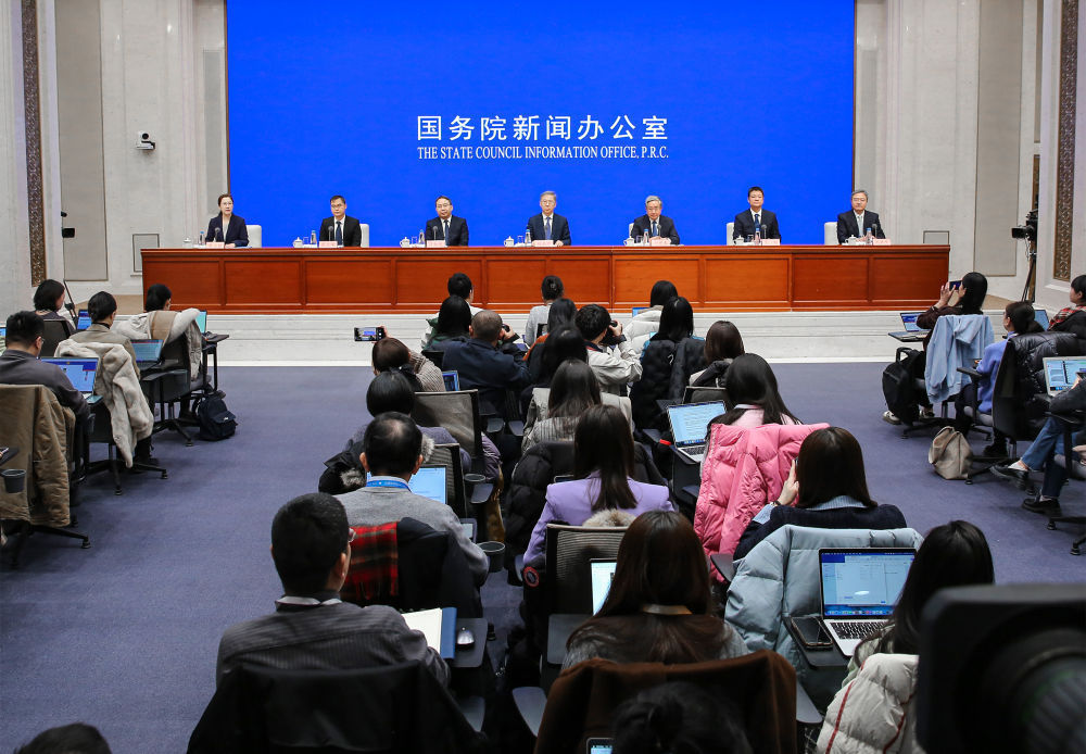 经济政策一线微观察|“国补”覆盖电子产品 推动开学季“换新” 经济政策一线微观察|“国补”覆盖电子产品 推动开学季“换新”