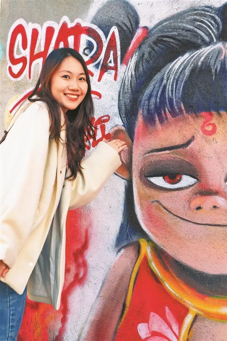 深圳街头都被吒儿“攻陷”啦！