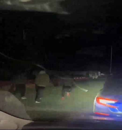 “几名男子持刀追砍人”?云南警方:拘留5人! “几名男子持刀追砍人”?云南警方:拘留5人!