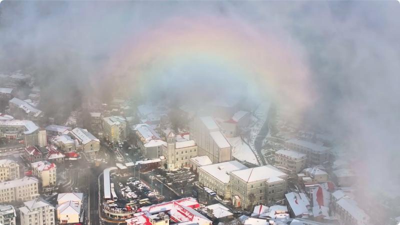 江西庐山:雪霁初晴 云雾翻涌绘仙境 江西庐山:雪霁初晴 云雾翻涌绘仙境