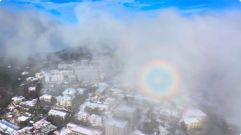 江西庐山:雪霁初晴 云雾翻涌绘仙境 江西庐山:雪霁初晴 云雾翻涌绘仙境