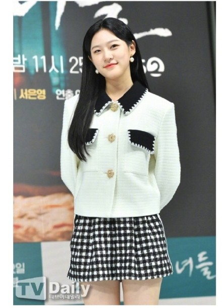 25岁韩星金赛纶身亡,韩媒:生前遭网暴 25岁韩星金赛纶身亡,韩媒:生前遭网暴