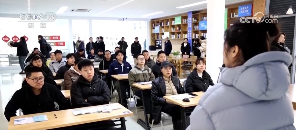 云聘会、速聘求职机……“春风行动+人工智能”助力企业与人才精准匹配