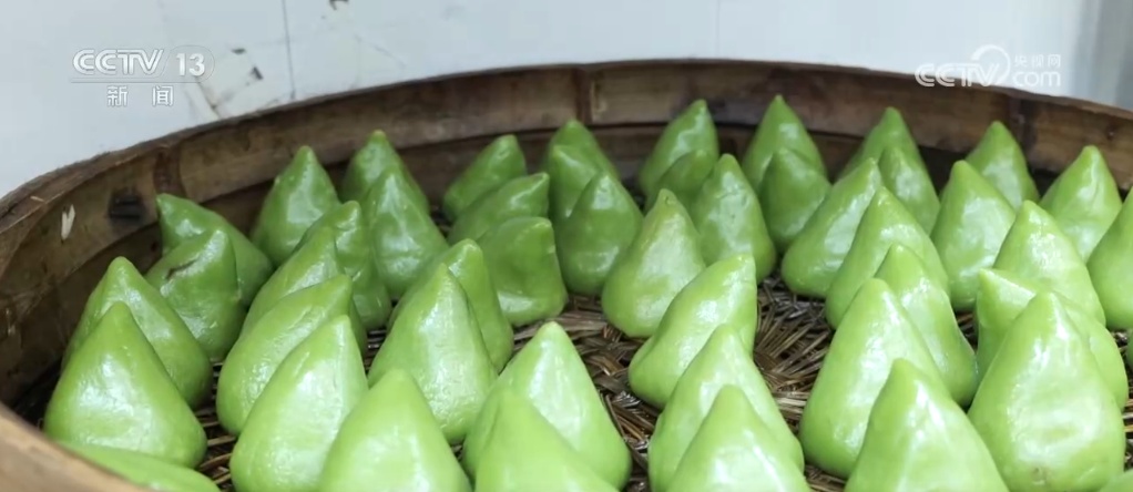 荠菜鲜、螺味美……春季限定美食陆续上市！ 时令菜品丰富百姓餐桌