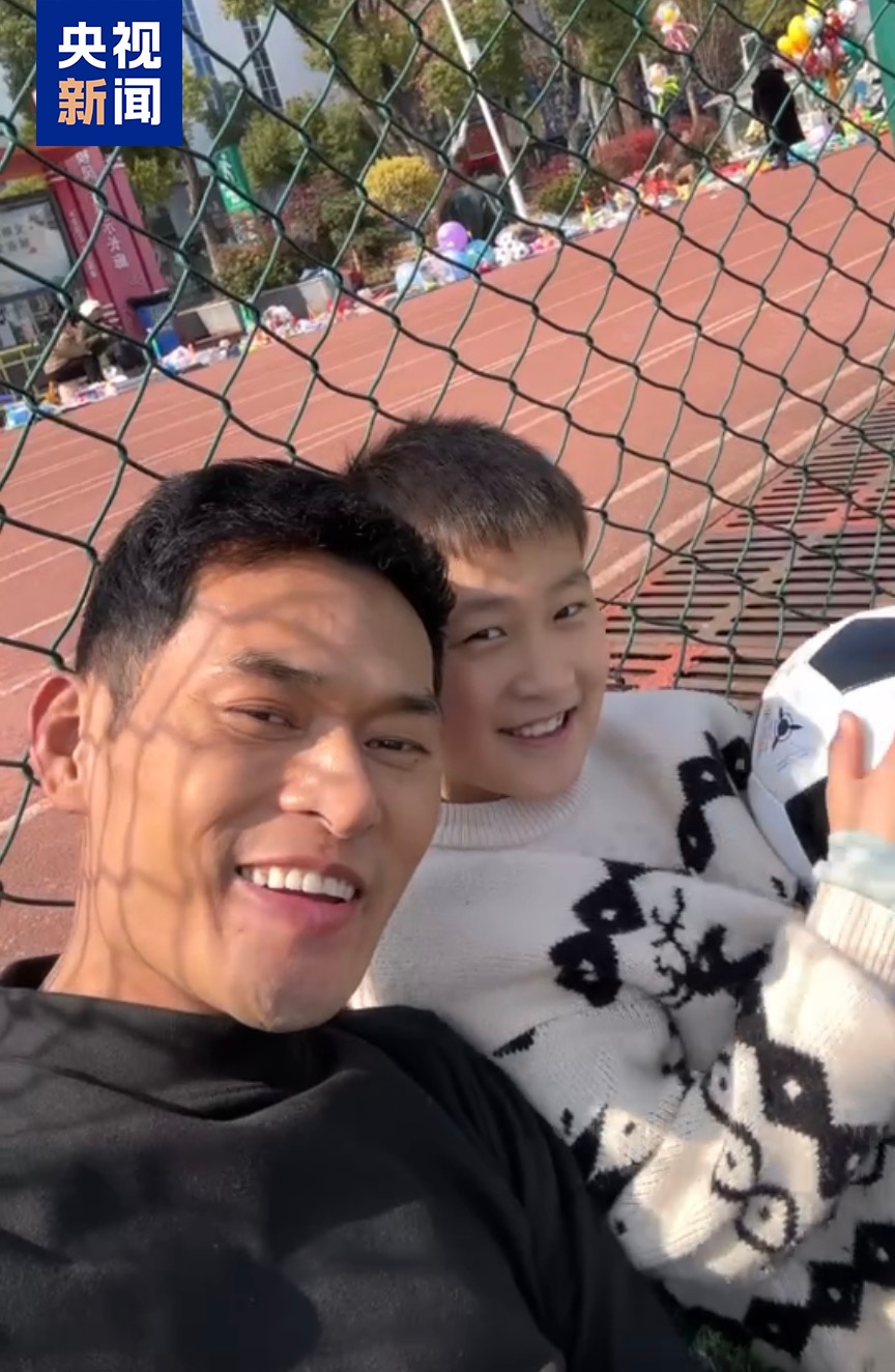 “一个外卖员，英语再好有啥用？”他的回答很意外