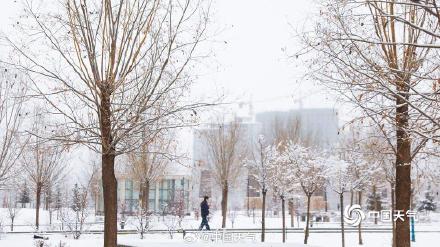 甘肃白银白雪飘落