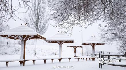 甘肃白银白雪飘落