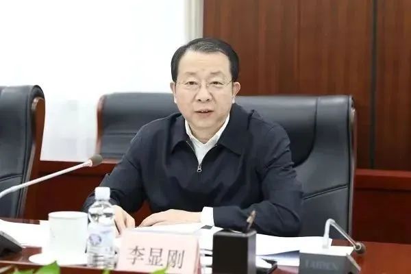 黑龙江省人大常委会原副主任李显刚，被提起公诉