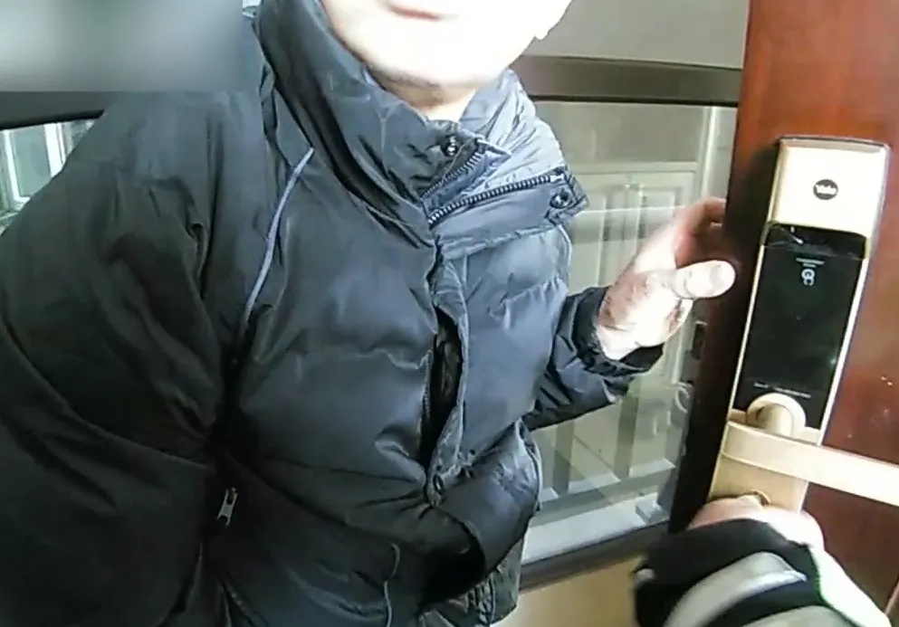 “危险！我送你回家”