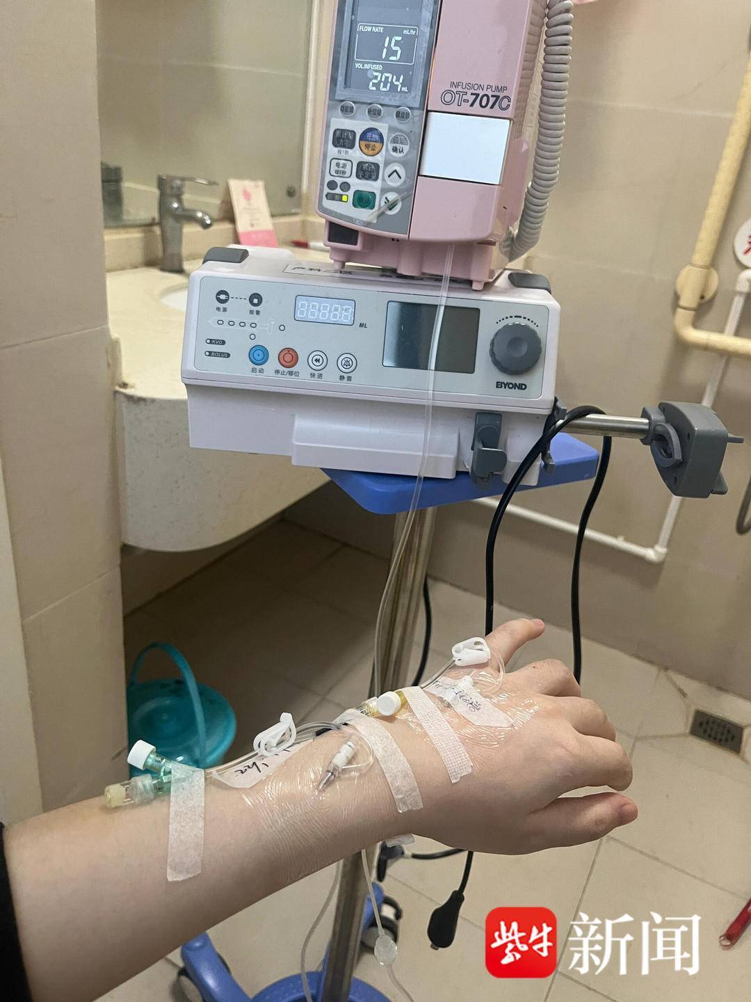 被行李箱砸中孕妇已起诉两方责任人，律师：行李人和铁路局均可能承担侵权责任