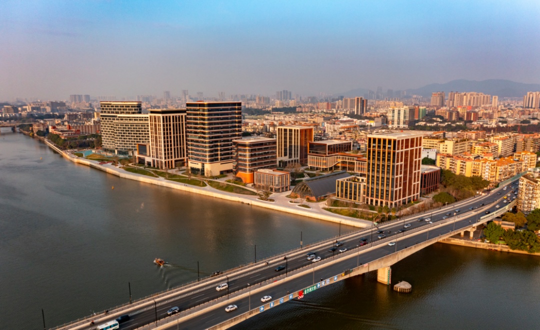 华为已正式启用，广州这里准备“起飞”