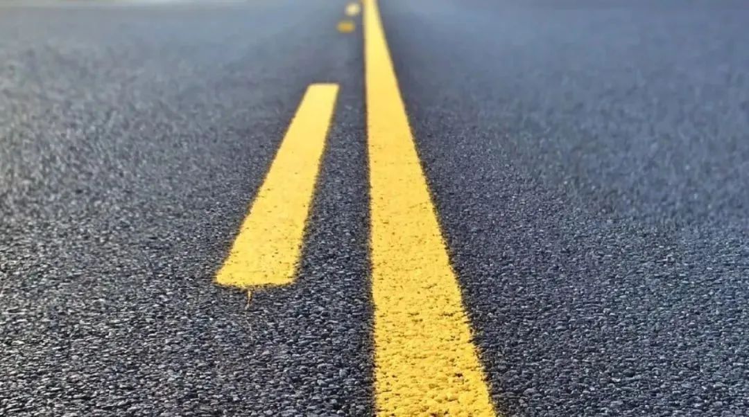 高速公路上也有斑马线？这些公路“冷知识”你知道吗→