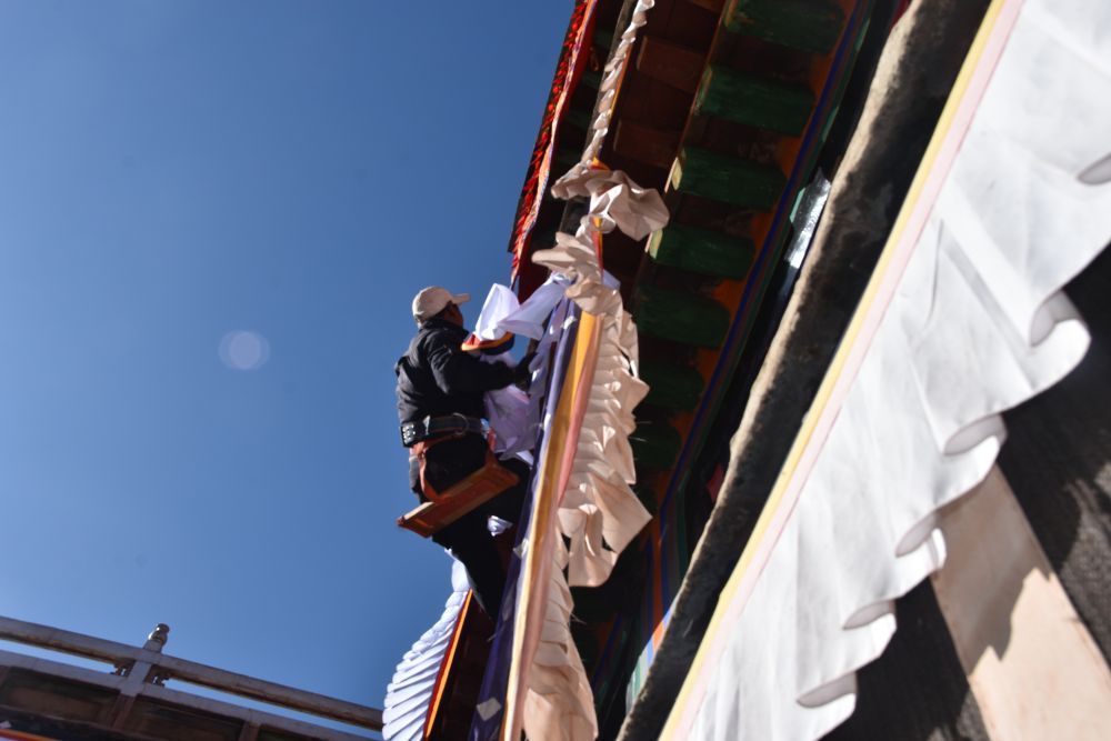 布达拉宫“香布”换新迎藏历新年