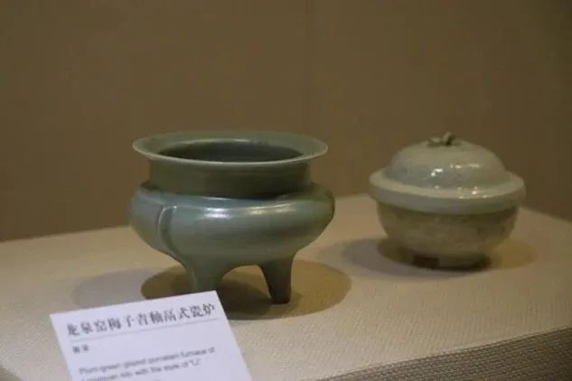 人人人人人人人,就为“她” 人人人人人人人,就为“她”