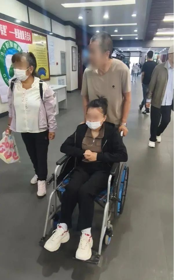 女子新婚俩月被打失明，只因没给丈夫游戏充钱……二审维持原判