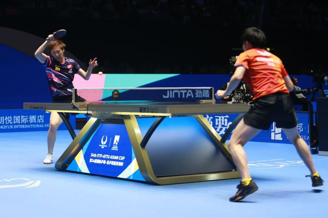 孙颖莎力克张本美和,国乒包揽女单4强 孙颖莎力克张本美和,国乒包揽女单4强