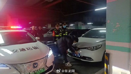 “黑车”自装“计价器” 25公里路程要收费262元 “黑车”自装“计价器” 25公里路程要收费262元