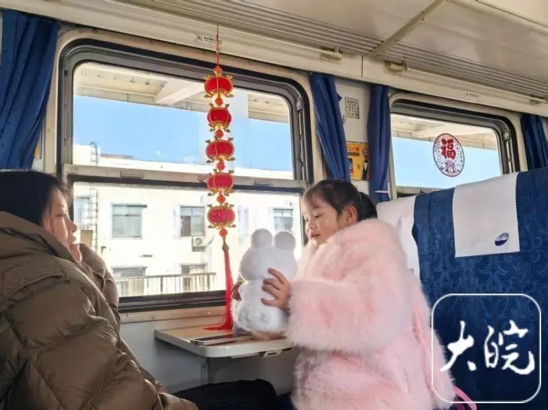 长三角地区唯一非空调绿皮车即将“退役” 长三角地区唯一非空调绿皮车即将“退役”