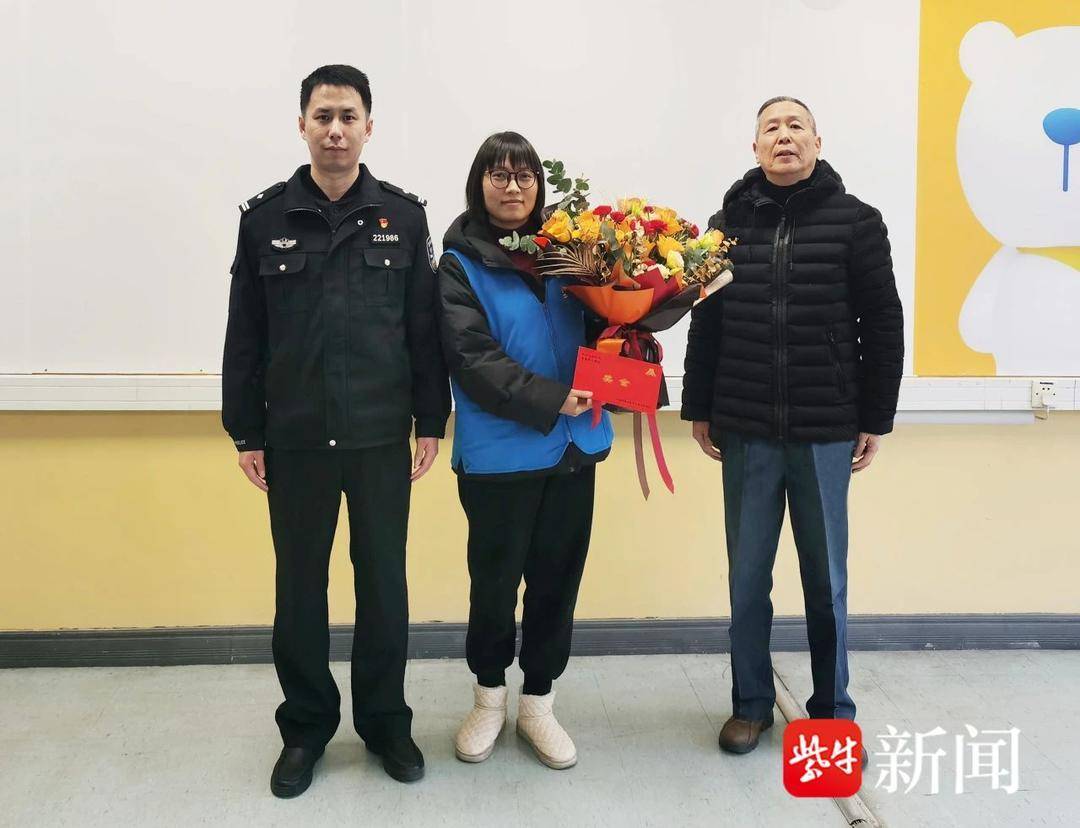 一次购买67张超市购物卡，还慌慌张张？男子差点损失6.7万元