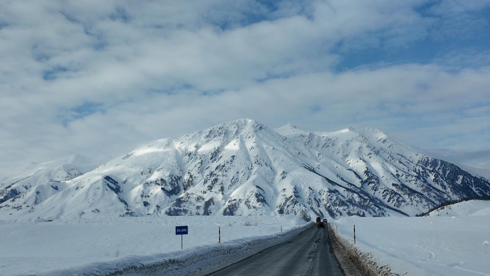直航、铁路运输+文化传播助力阿勒泰冰雪经济“热”起来 直航、铁路运输+文化传播助力阿勒泰冰雪经济“热”起来