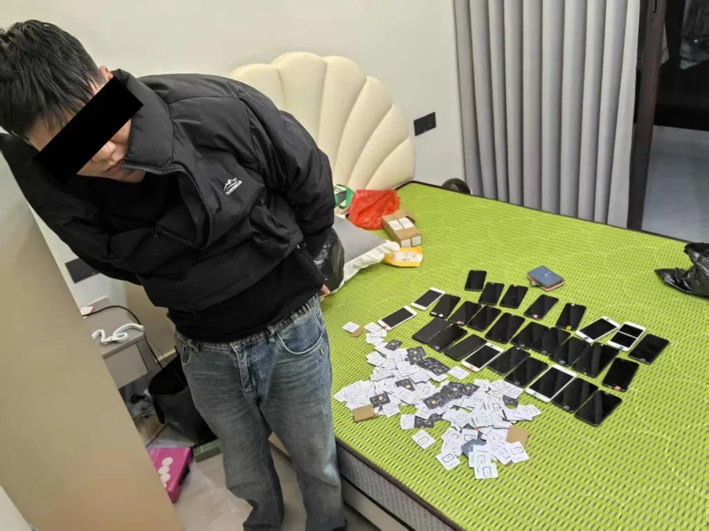 上海男子报警：给了“女朋友”近20万，但面都没见过！得知真相崩溃了...