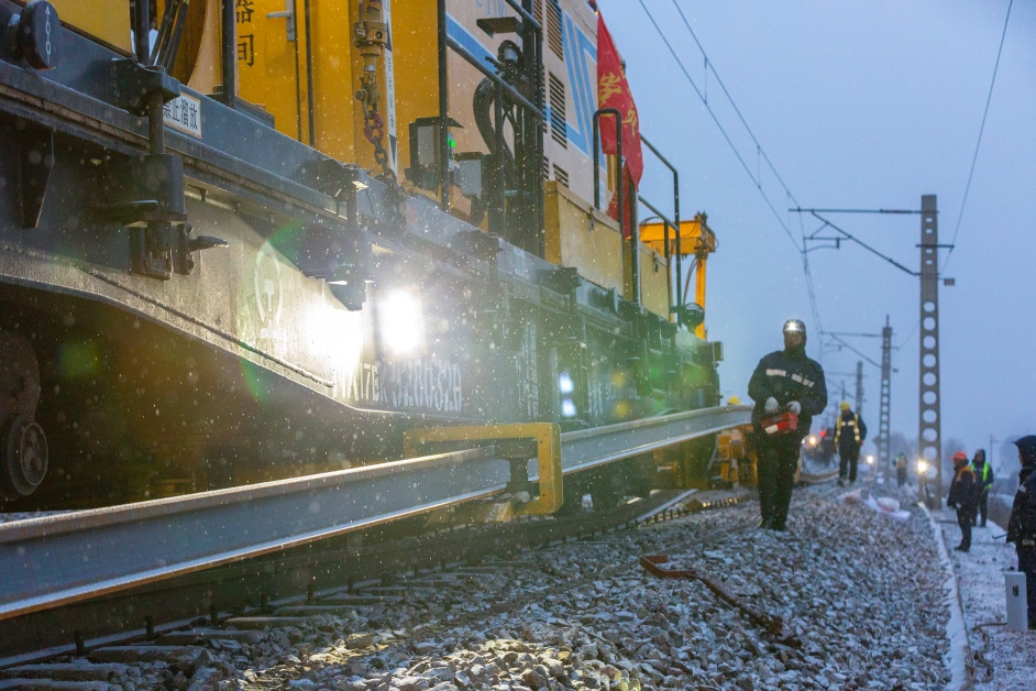 兰州铁路局管内陇海铁路第一阶段集中修启动 兰州铁路局管内陇海铁路第一阶段集中修启动