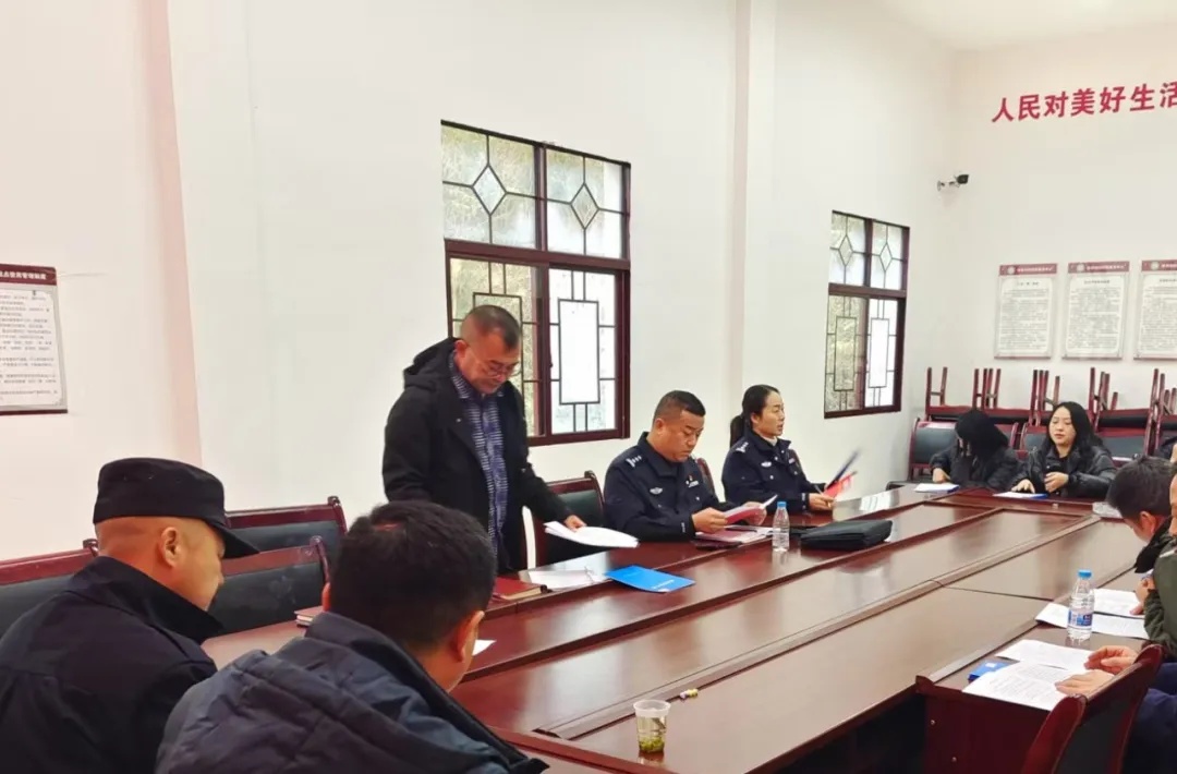 痛心！公安局政委走了，年仅48岁