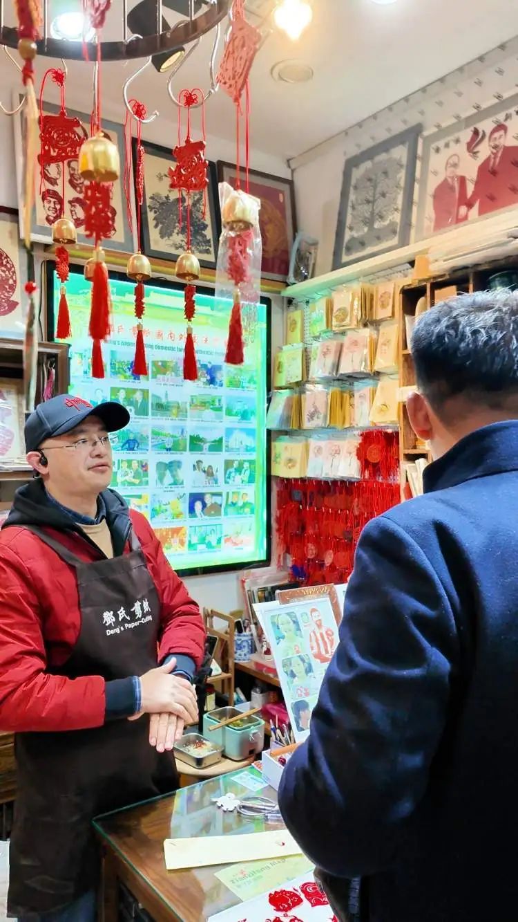 注意~你的导游可能正在补剧！日本游客更爱主题游