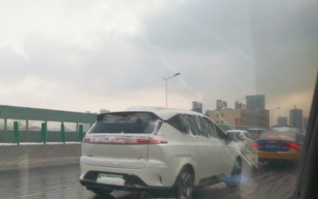 车牌玩“隐身”？！记9分罚200！