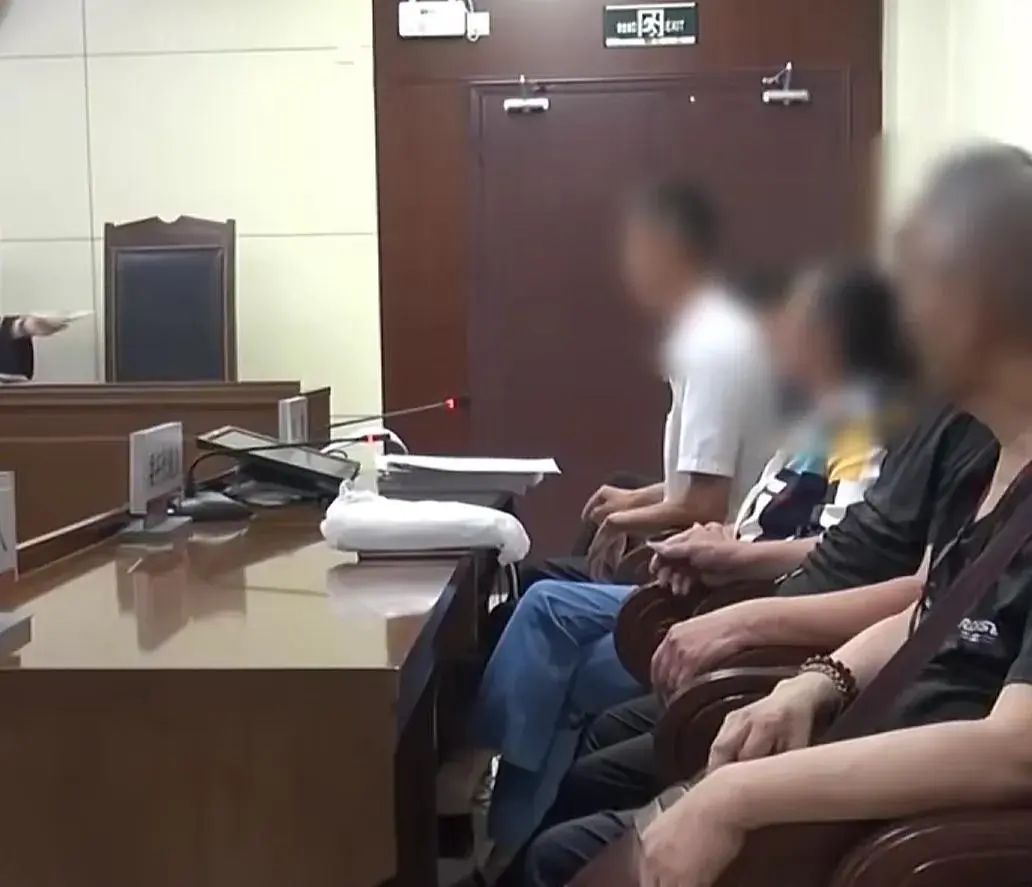 北京一独身女子病逝，叔姑舅姨9人争遗产！法院判决：房产收归国家