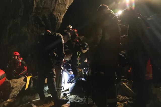 69小时生死营救!国内首例洞穴潜水救援成功案例! 69小时生死营救!国内首例洞穴潜水救援成功案例!