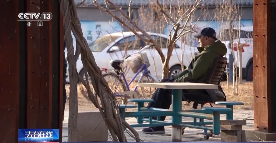 41岁独身女子病逝，9个亲戚争遗产！最终400余万元房产收归国家