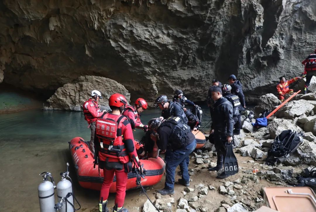 69小时生死营救！国内首例洞穴潜水救援成功案例