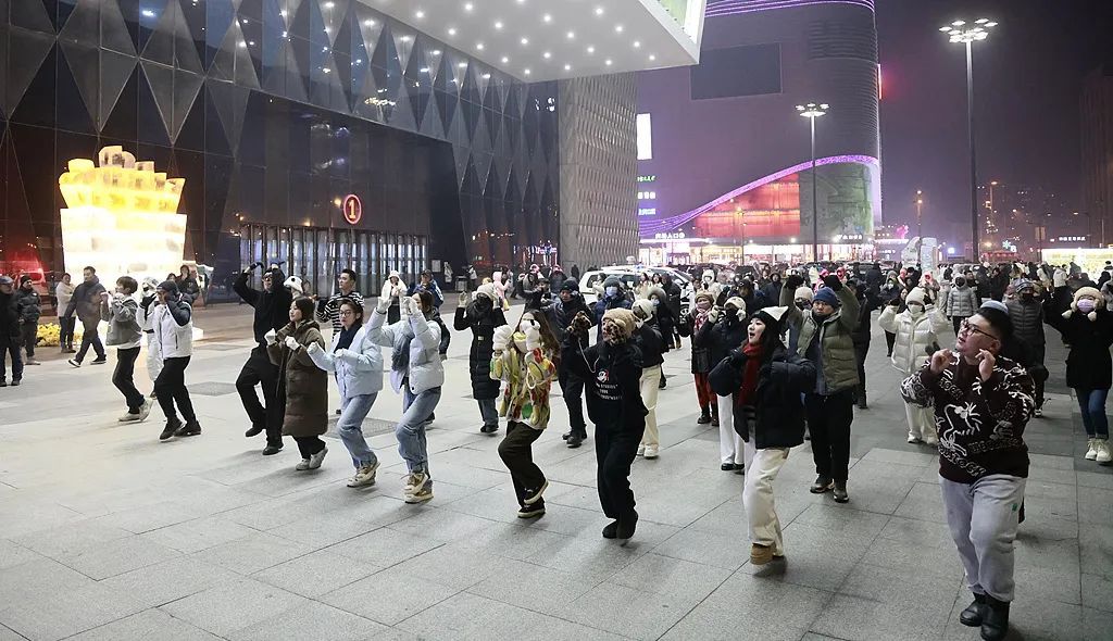 这张表格在网上疯传！00后：我还没准备好呢