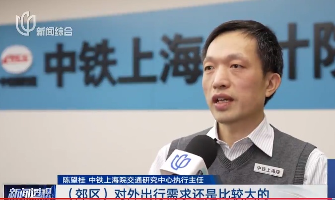 早晚高峰人从众，坐上海这条地铁的“有救”了！这样换省时省力！还有人建议…
