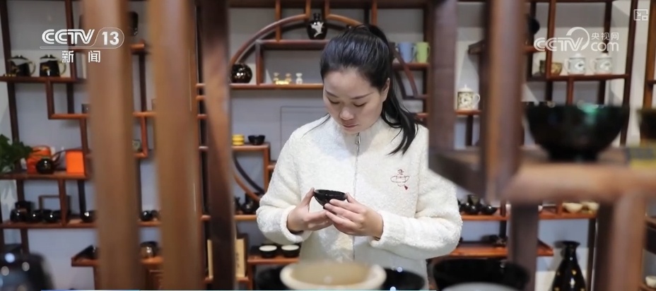 感受古韵悠长 活态传承释放古老技艺新活力 感受古韵悠长 活态传承释放古老技艺新活力