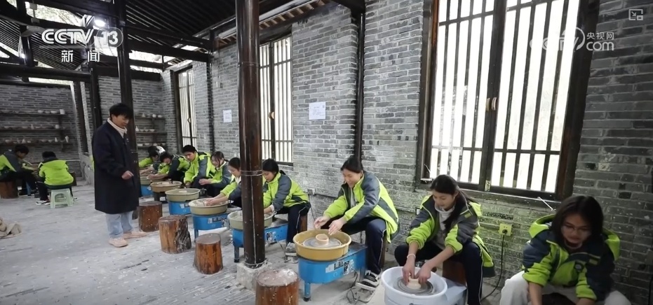 感受古韵悠长 活态传承释放古老技艺新活力 感受古韵悠长 活态传承释放古老技艺新活力