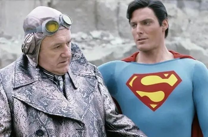 好莱坞传奇影帝和妻子在家身亡,狗也一同死亡!警方回应 好莱坞传奇影帝和妻子在家身亡,狗也一同死亡!警方回应